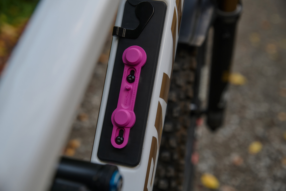 Fidlock TWIST Bike Base. Magento.